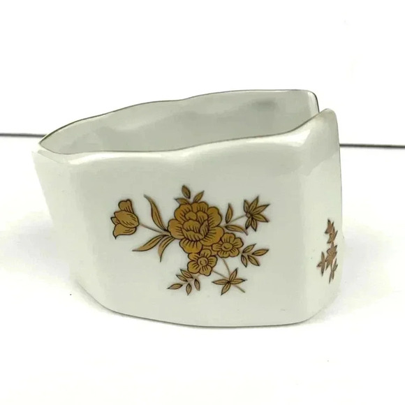 VTG China Spoon Rest Holder Japan 7736 White Gold Trim Flowers Ceramic - Picture 9 of 9